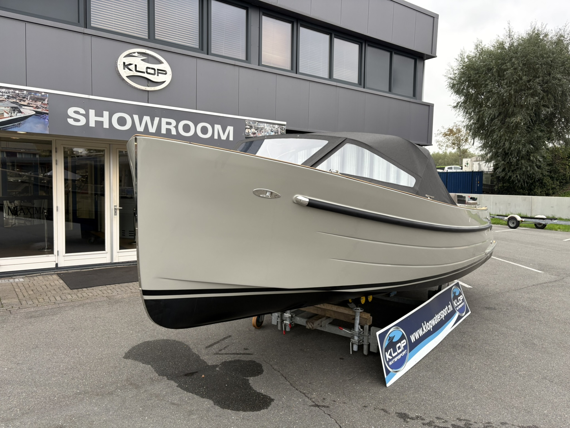 Antaris Sixty7 met Vetus 42 pk in RAL 7030 op voorraad!