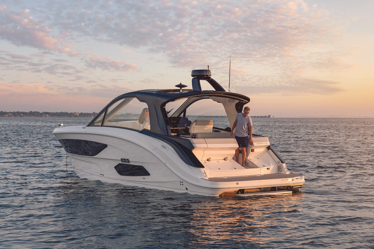 Sea Ray Sundancer 370