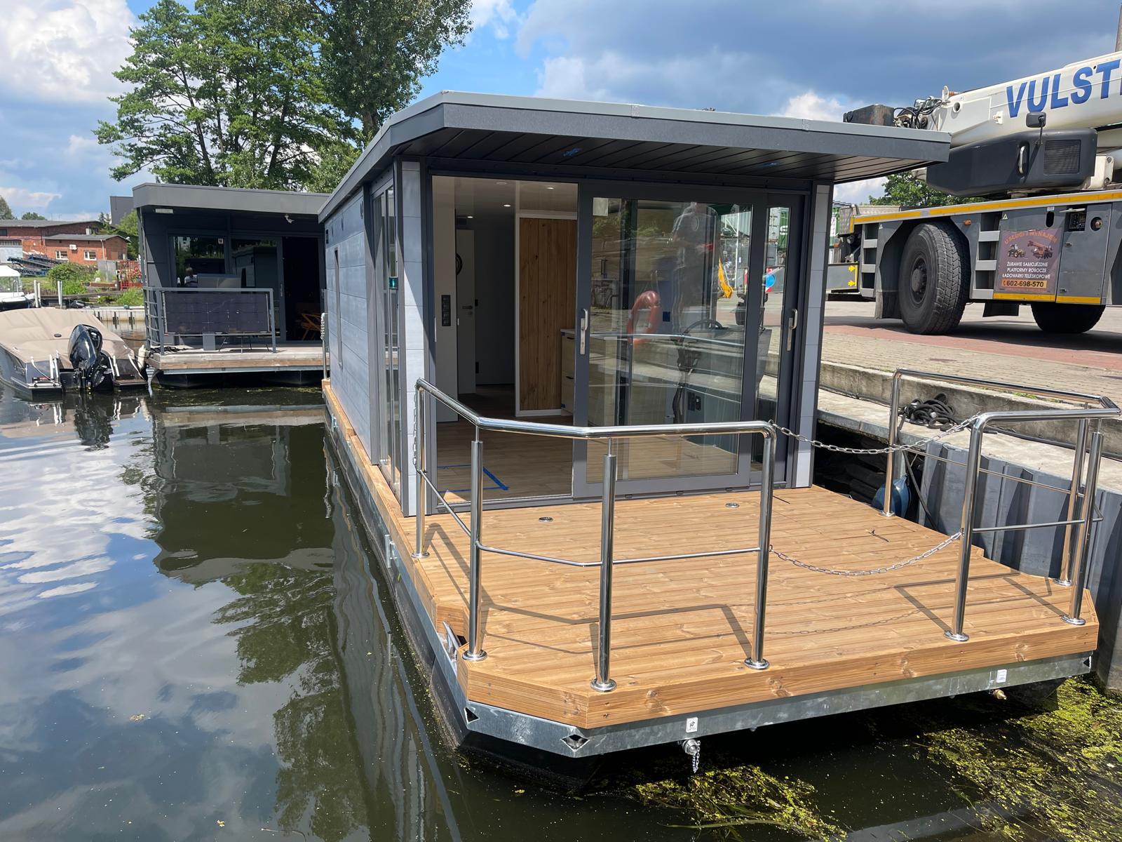 La Mare Houseboat STB 3.0