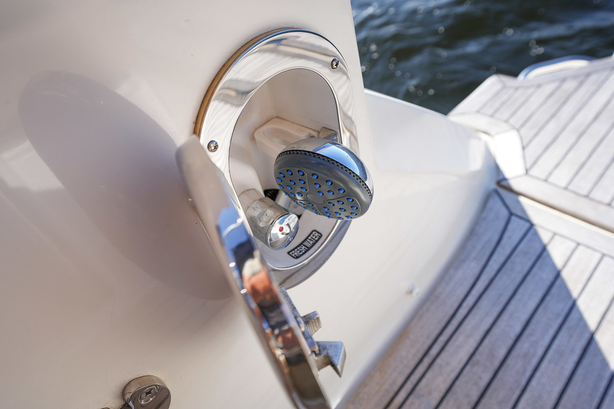 Sea Ray Sundancer 290