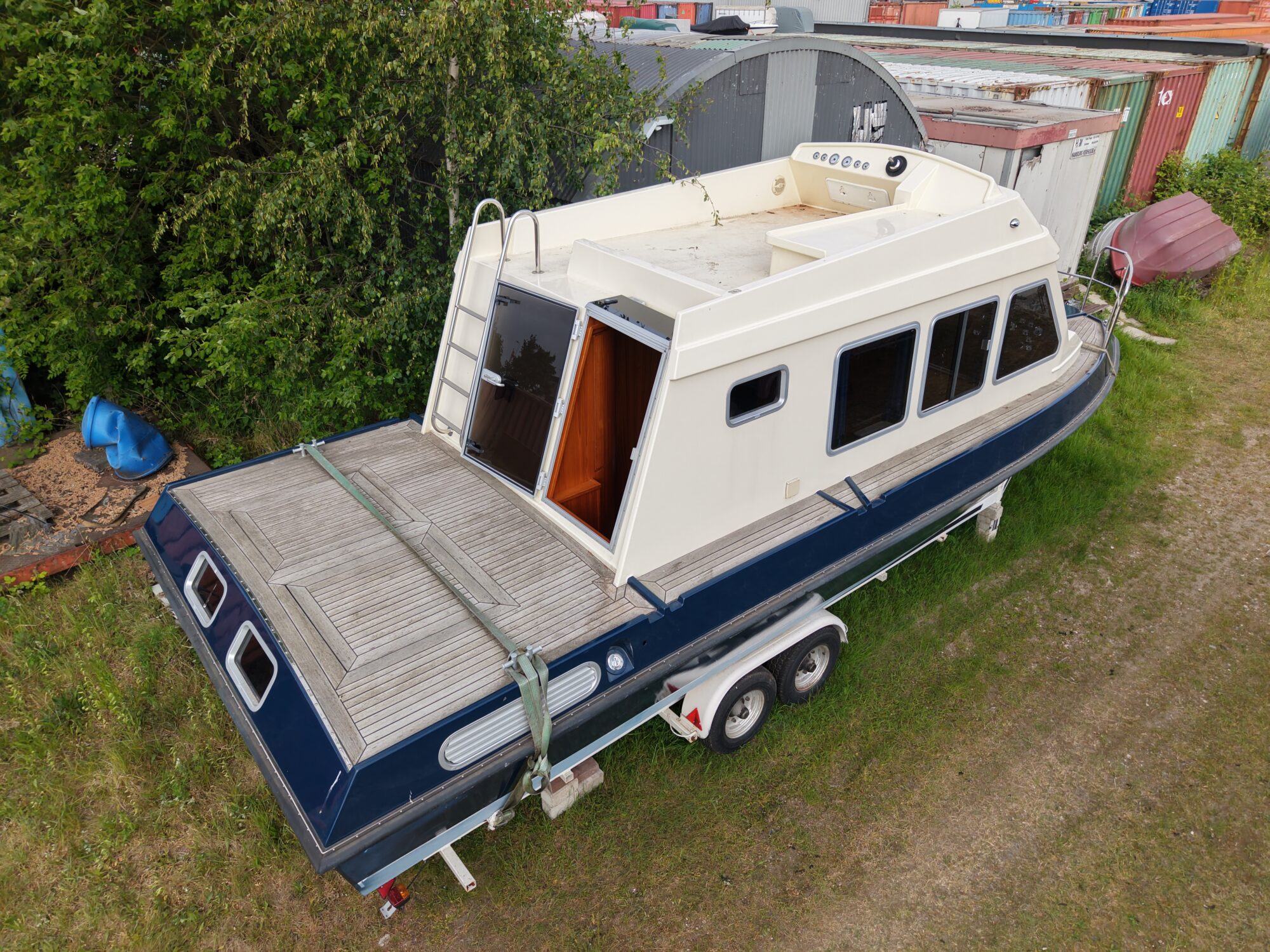 Casco 11.00 OK Flybridge