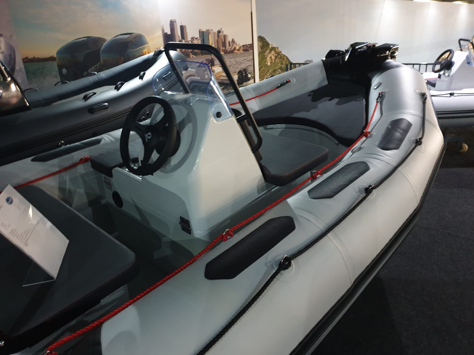 Zodiac AANBIEDING -  Open 4.8 PVC met Mercury 60 pk!