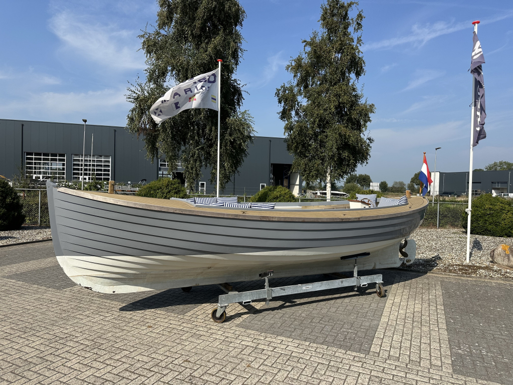 Reddingssloep 695 Electric