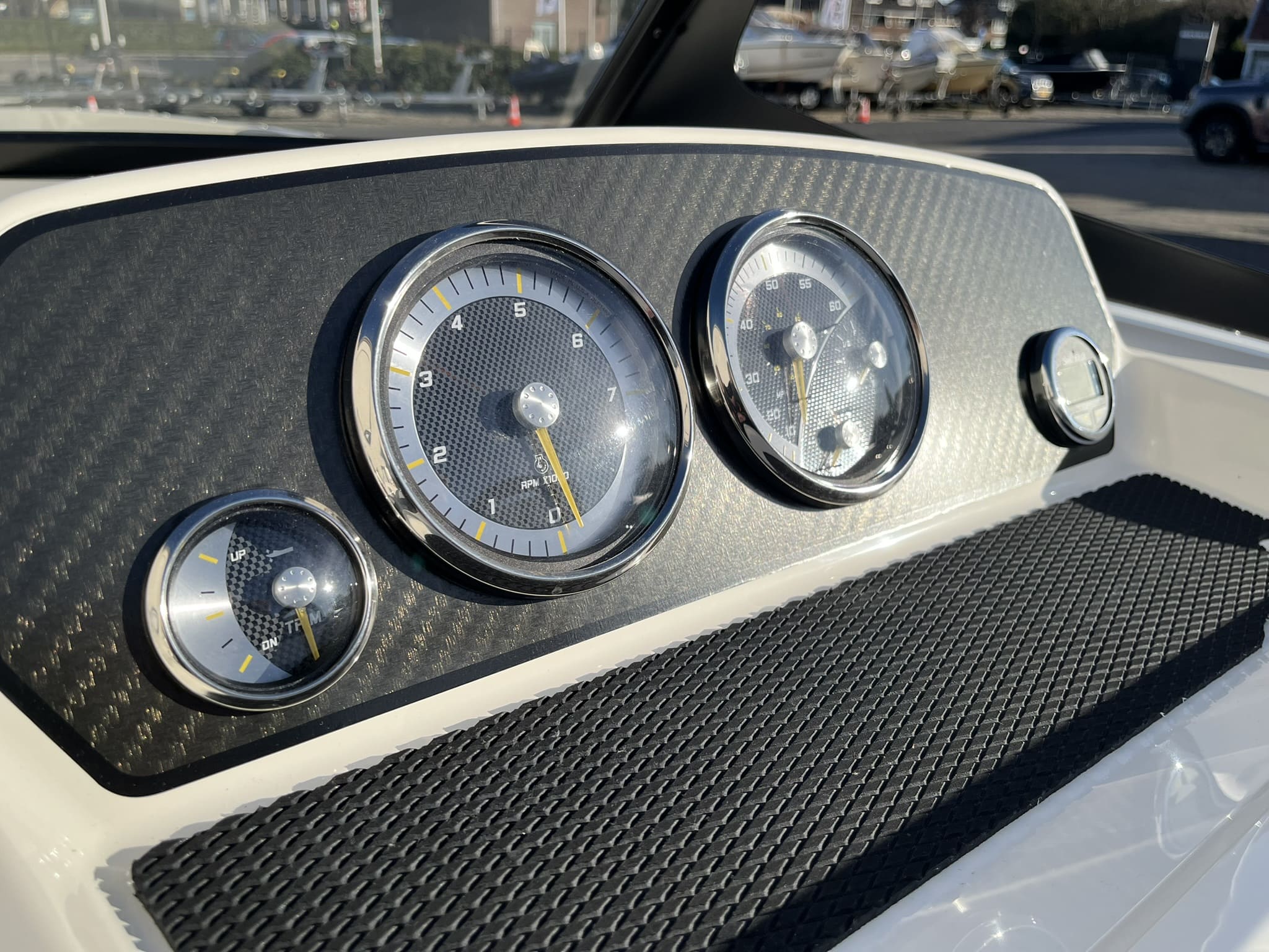 Bayliner Element M17