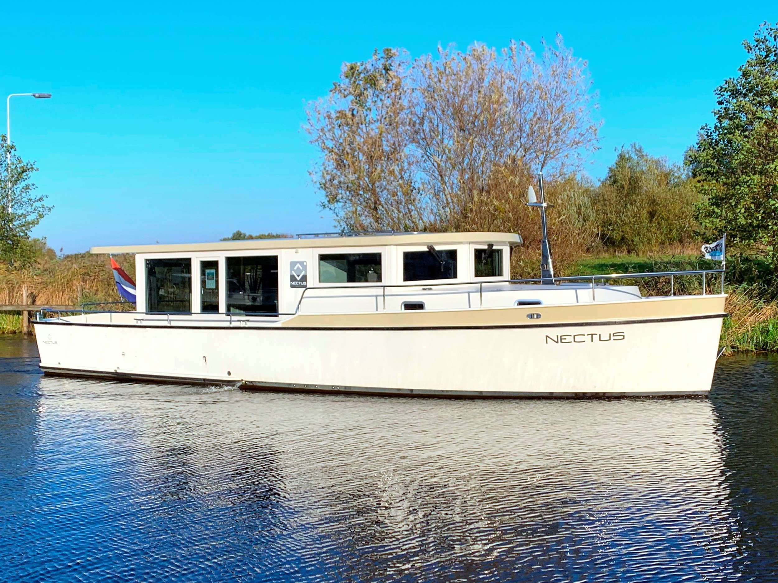 Succes Nectus 1200 hoofdfoto: 1