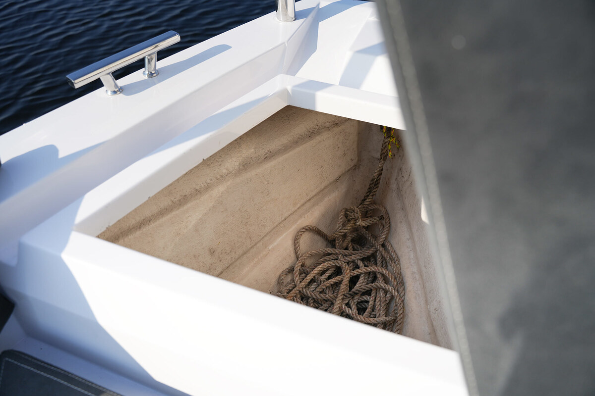 Axopar 28 Cabin - AC