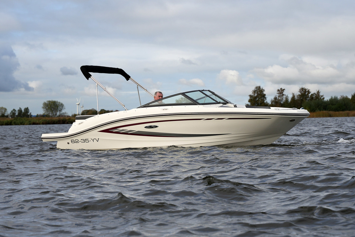 Sea Ray 19 SPX