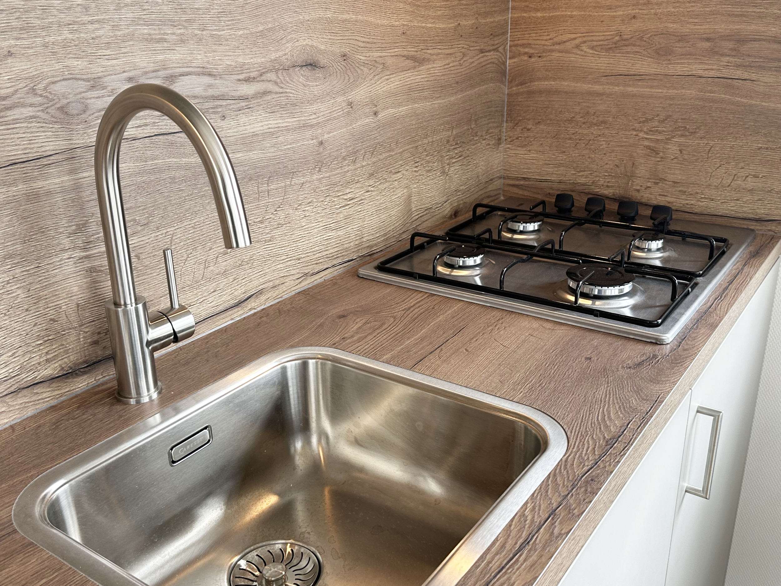 HOMESHIP VaarChalet In Amsterdam 1250D Luxe Houseboat