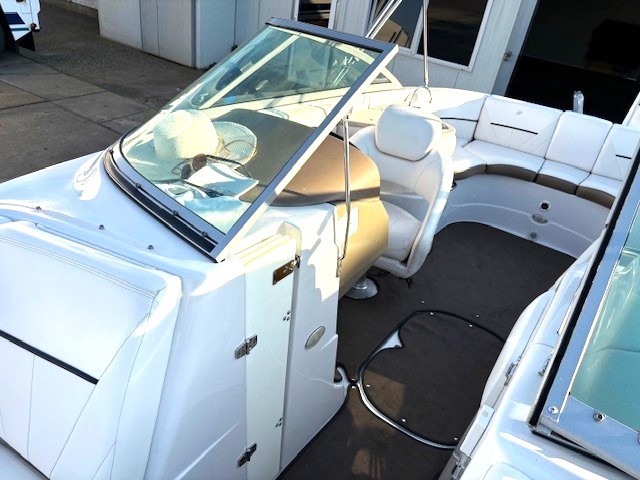 Four Winns H240