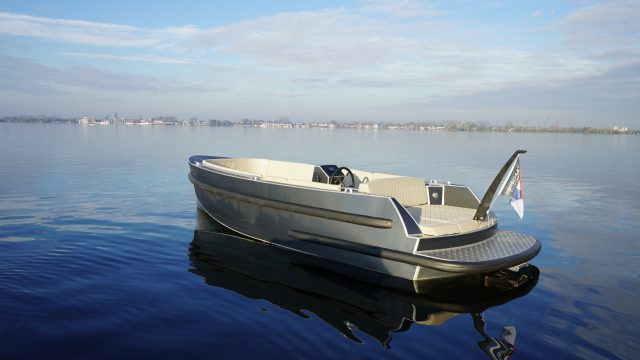 Van Vossen 650 Plugin-E-Tender ZONDAGS GEOPEND