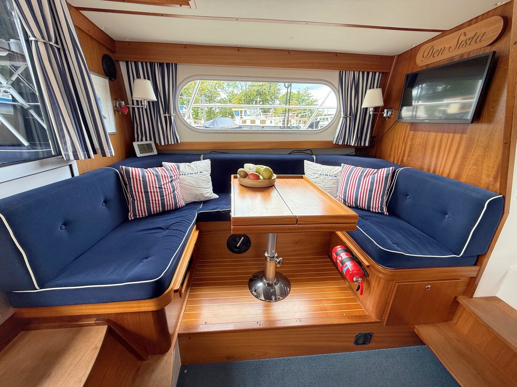 nimbus 380 Commander