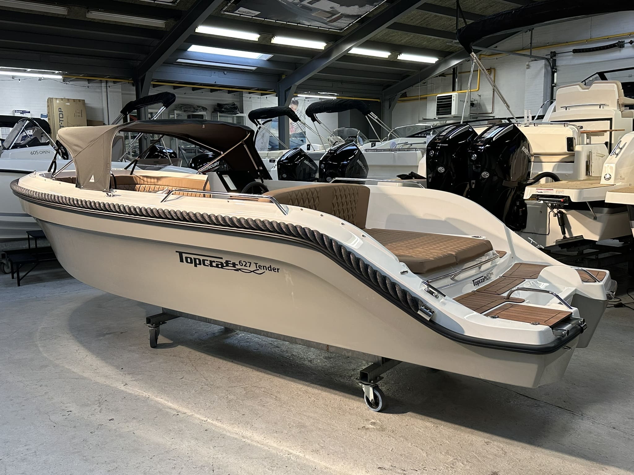 Topcraft 627 Tender