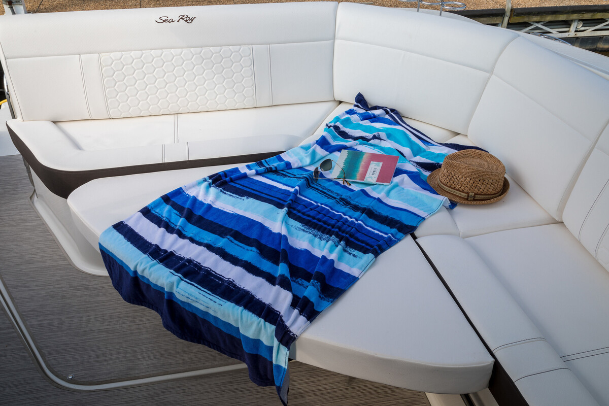 Sea Ray Sundancer 320 OB