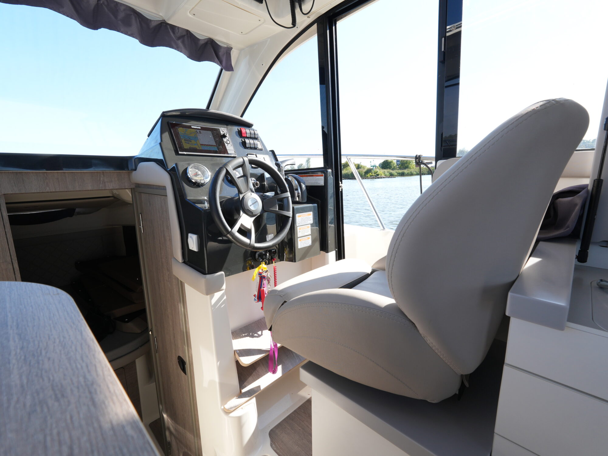 Quicksilver 905 Activ Weekend