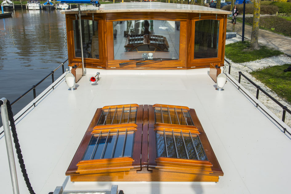 Luxe Motor Cruise 19.75