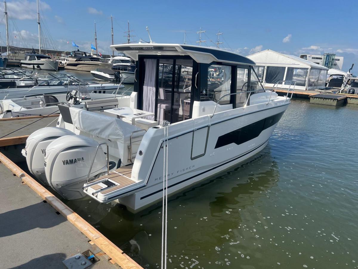 Jeanneau Merry Fisher 895 serie 2. Dit schip is aanwezig op de Yamaha stand van hiswa te water 2026.