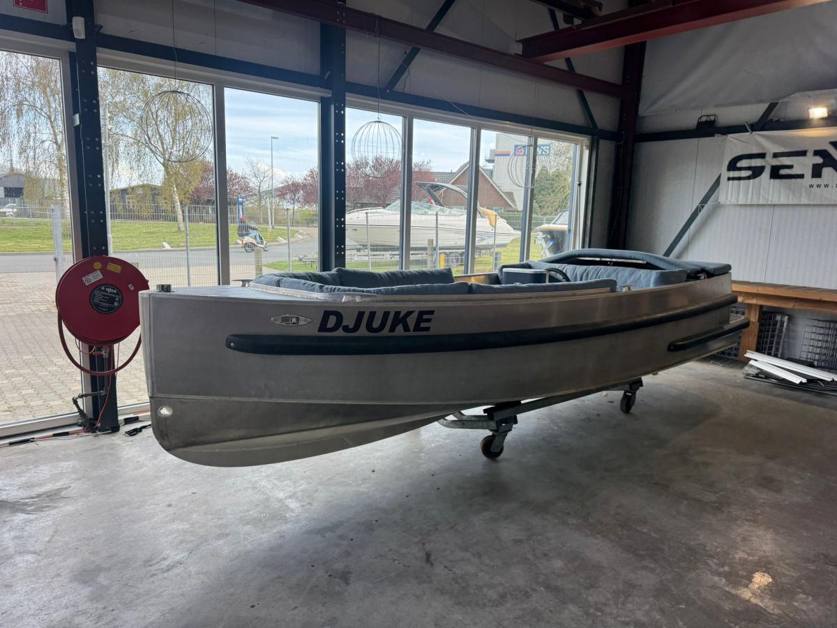 Aluship 550 Tender