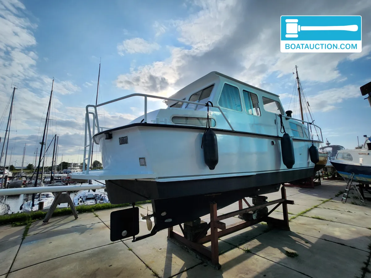 Motorboat 1050