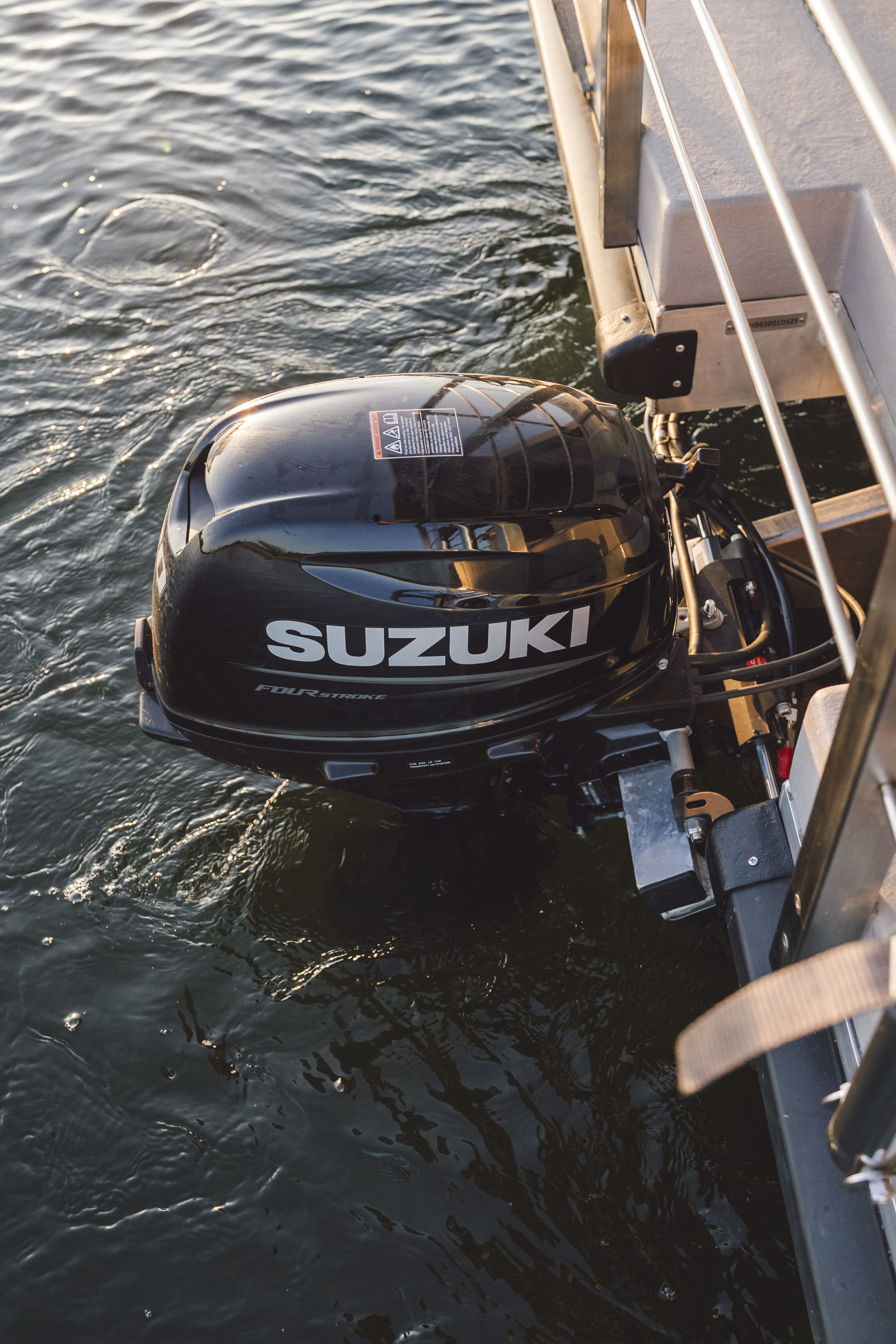 SHB Houseboat GTR 6.3