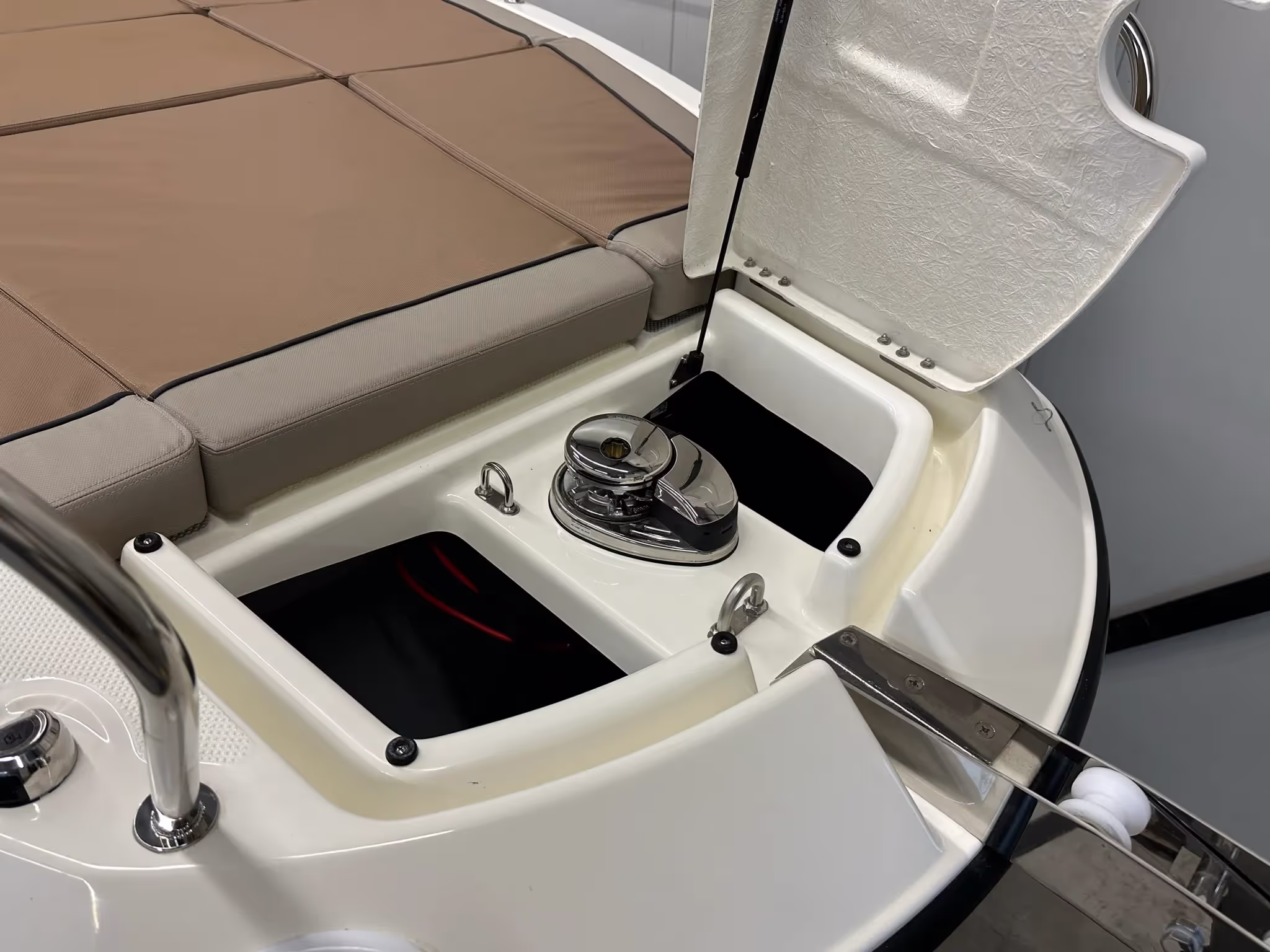 Quicksilver 755 Sundeck