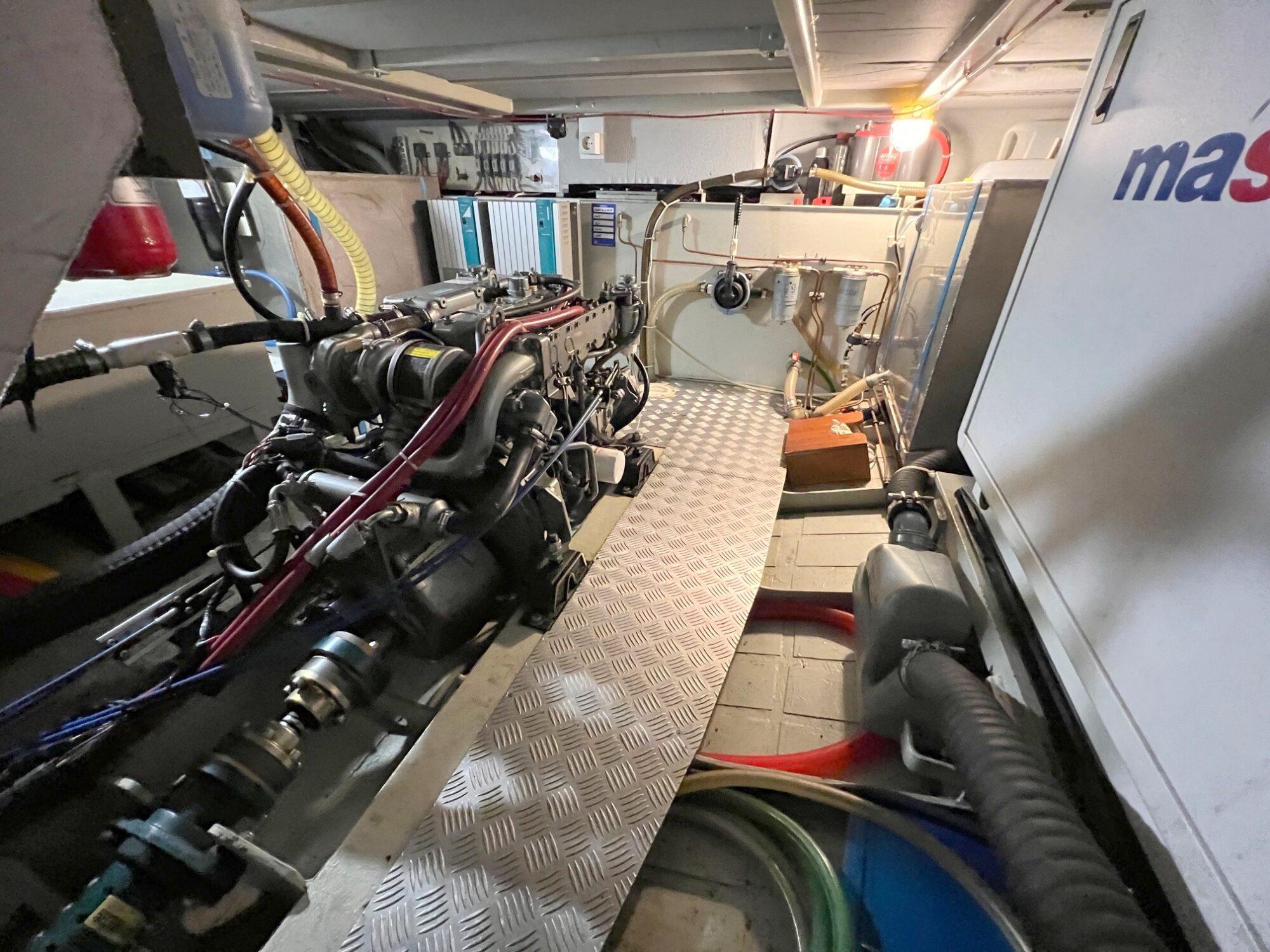 Vripack Vripack Spiegelkotter 12.00 AK Cabrio