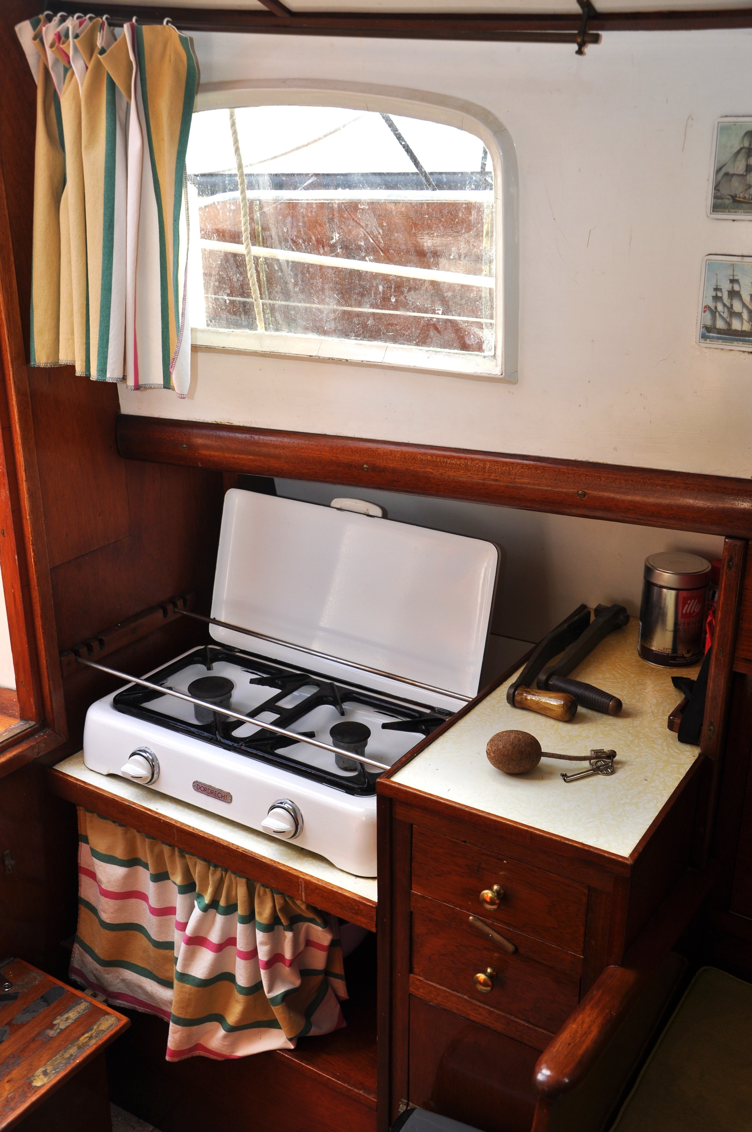 Zeeschouw Jonker En Paans