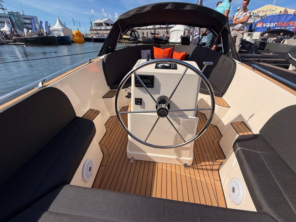 Isloep Rapida 650 DEMO PAASSHOW 3, 4 & 6 APRIL! 🥂