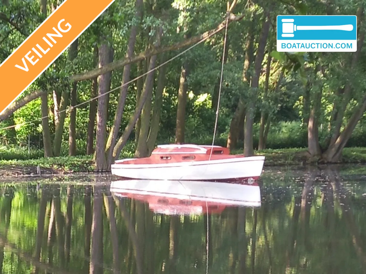 Cabinboat 700