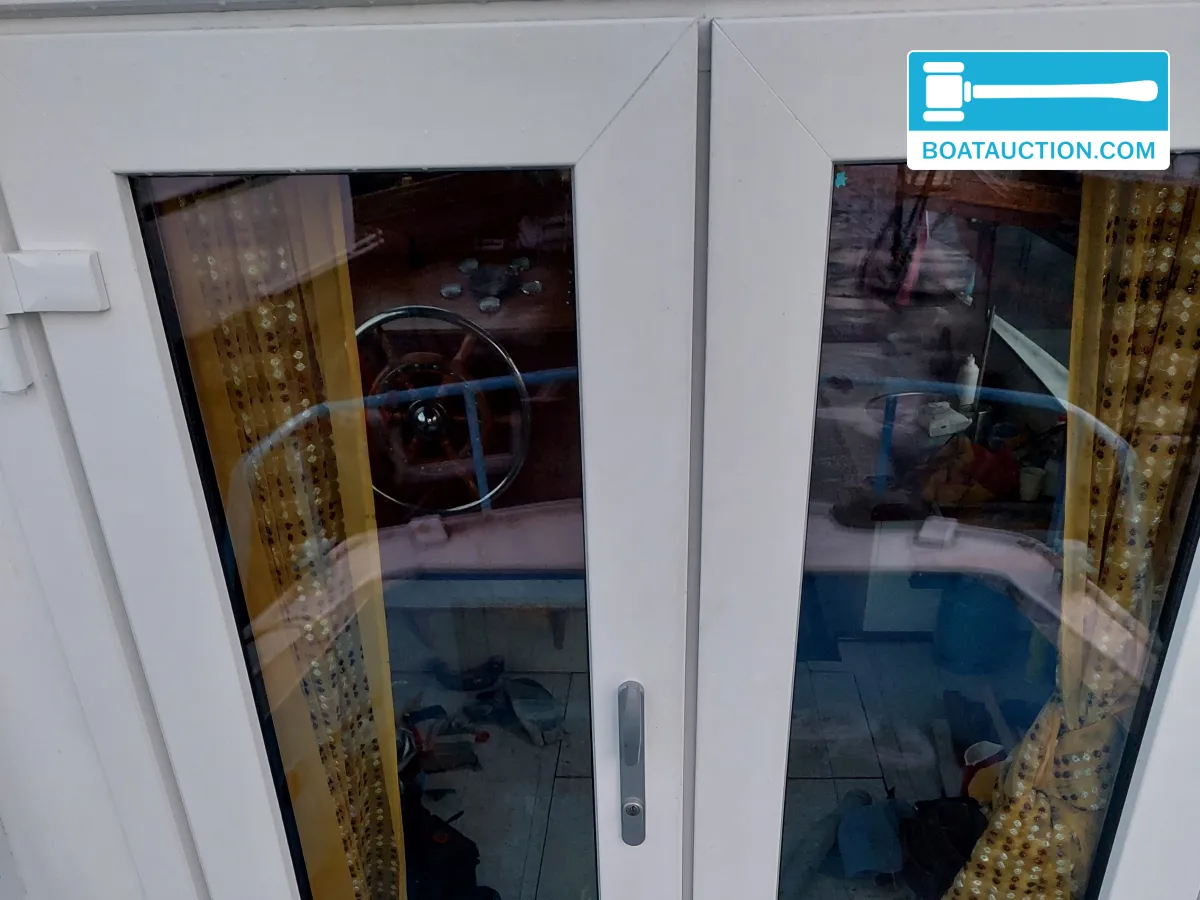 Tenbroeke kruiser 900