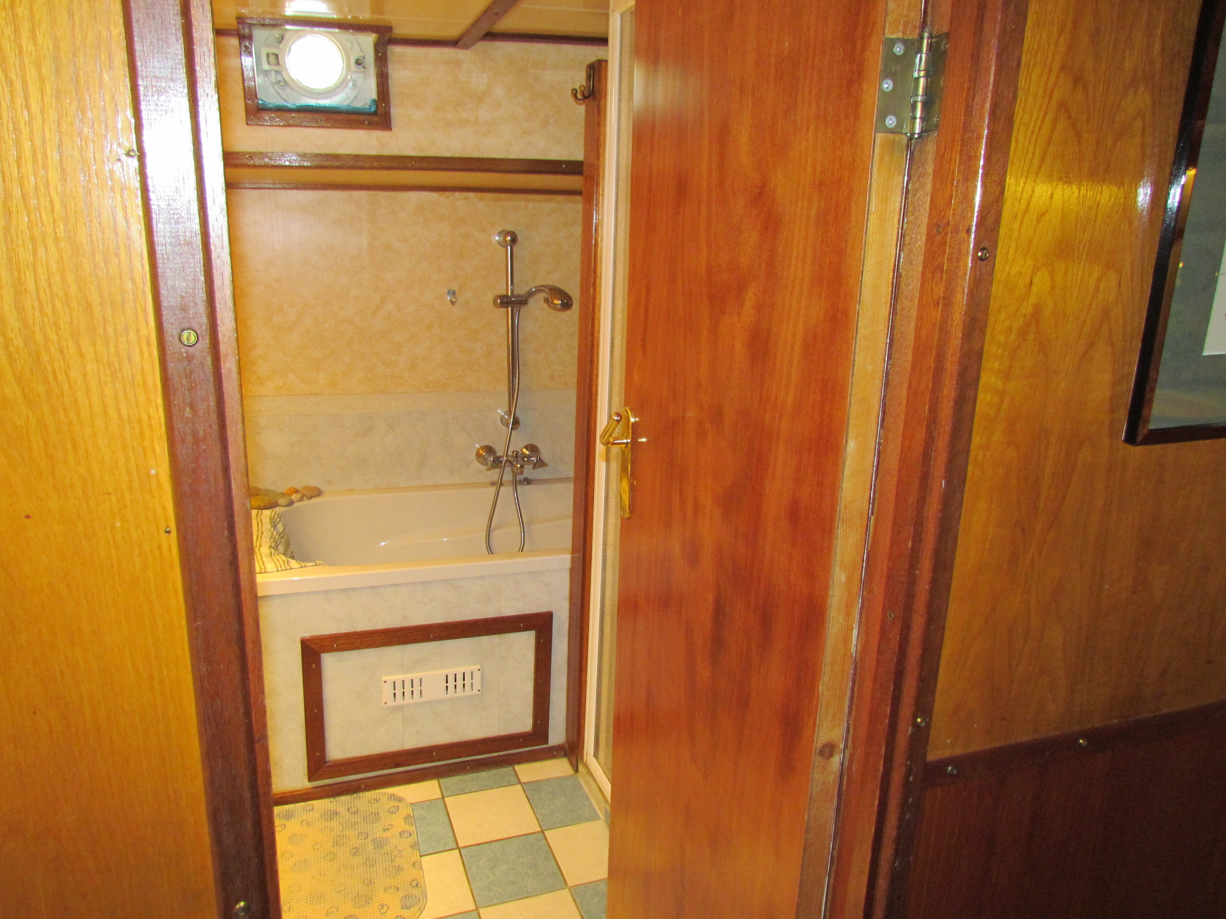 Luxe Motor Varend Woonschip 24.63