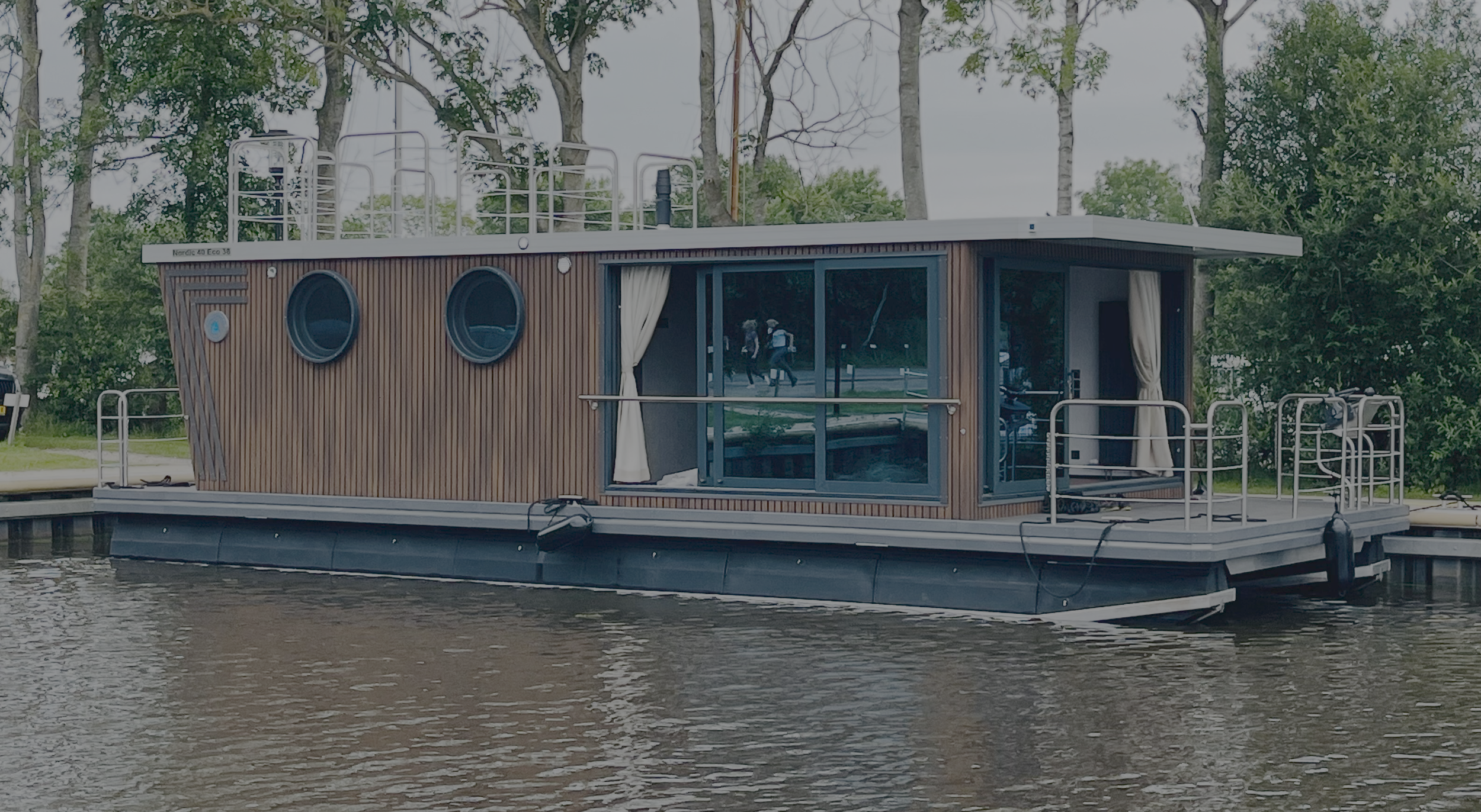 Nordic Season Houseboat NS 43 Eco 45m2