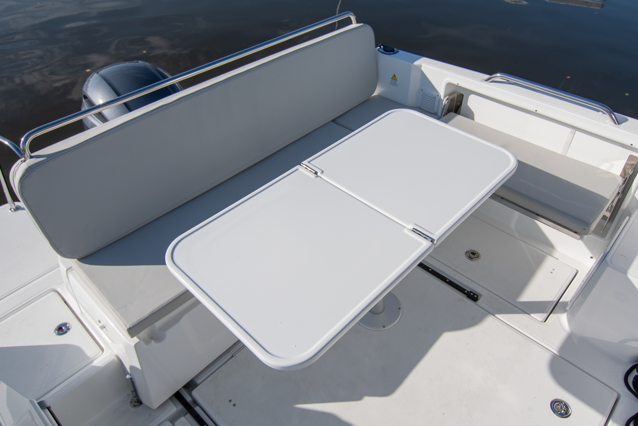 Beneteau Antares 8