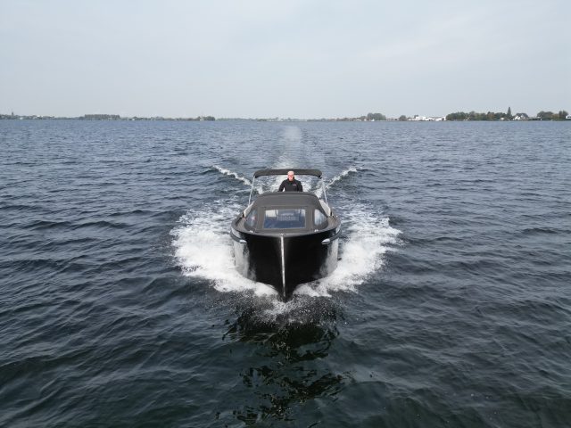 Seafury Hawker 725 jonge occasion