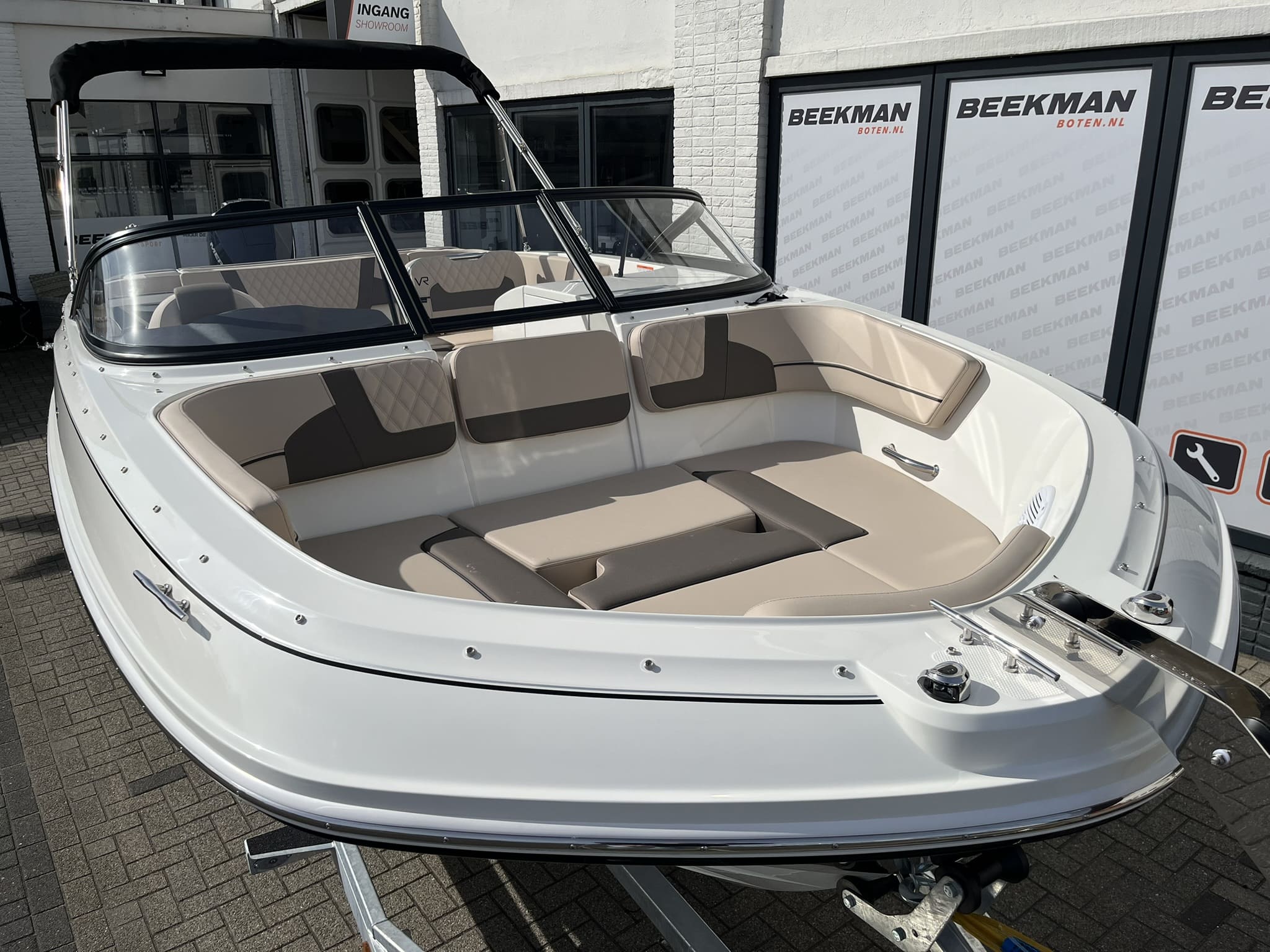 Bayliner VR6 Bowrider