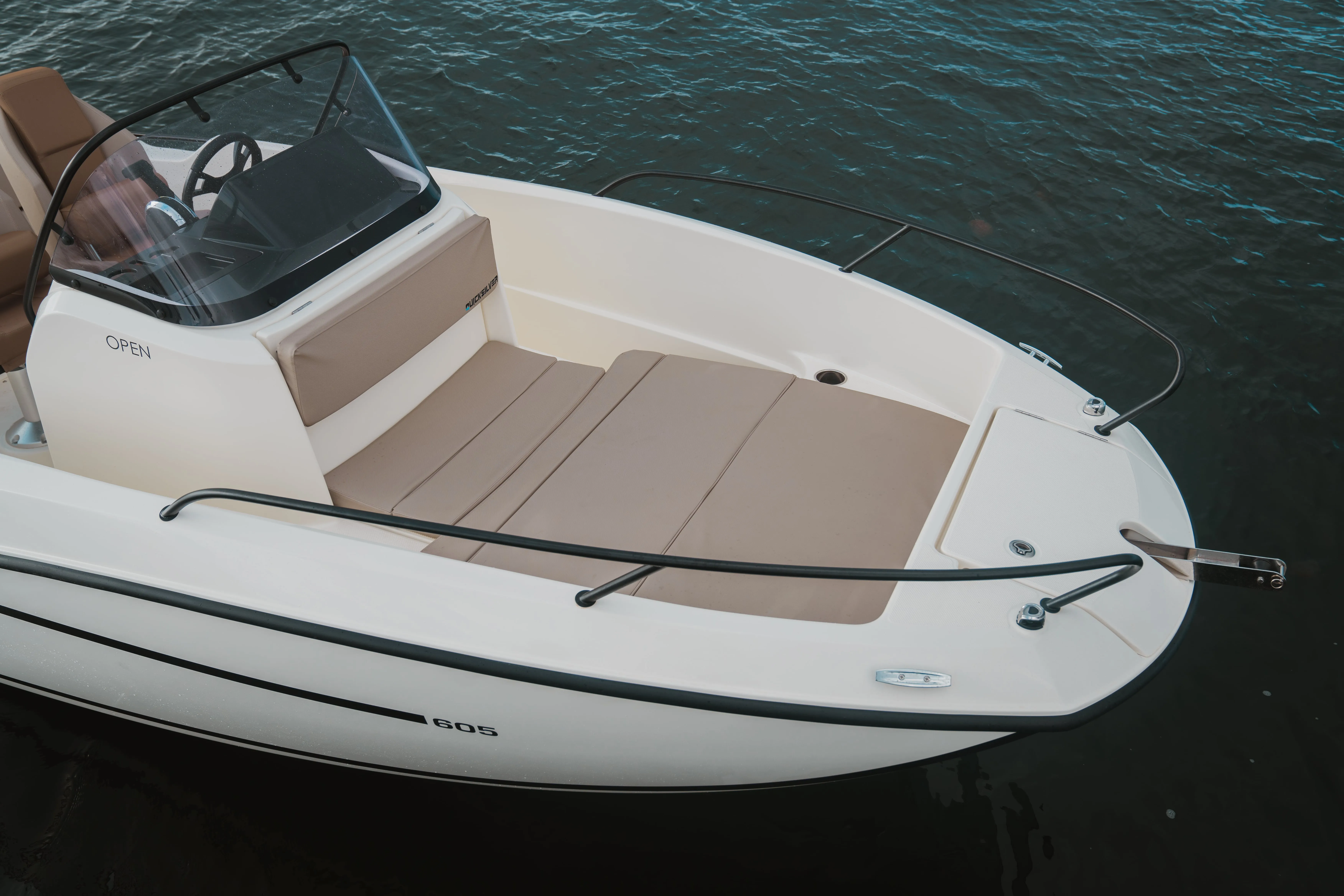 Quicksilver 605 Open
