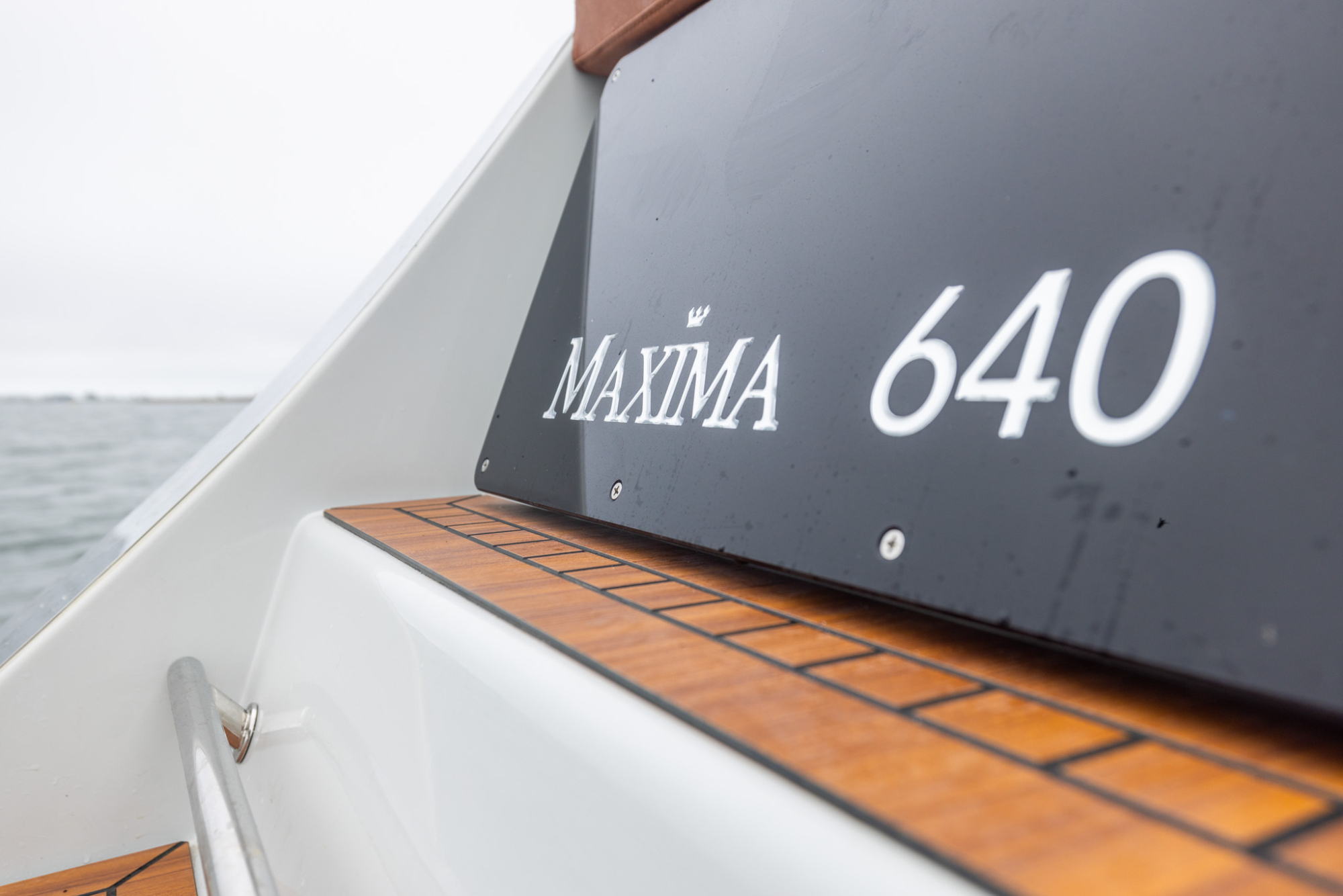 Maxima Boats 640