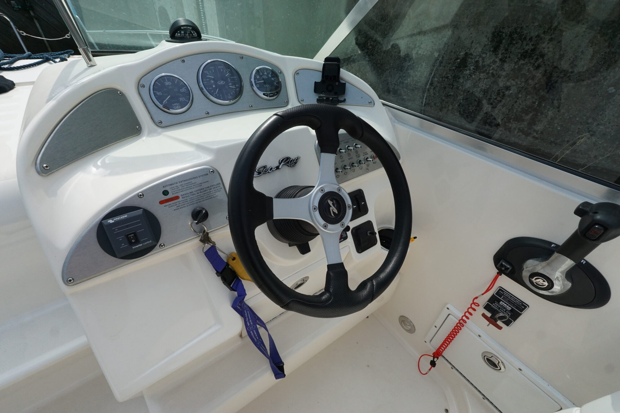 Sea Ray 255 Sundancer