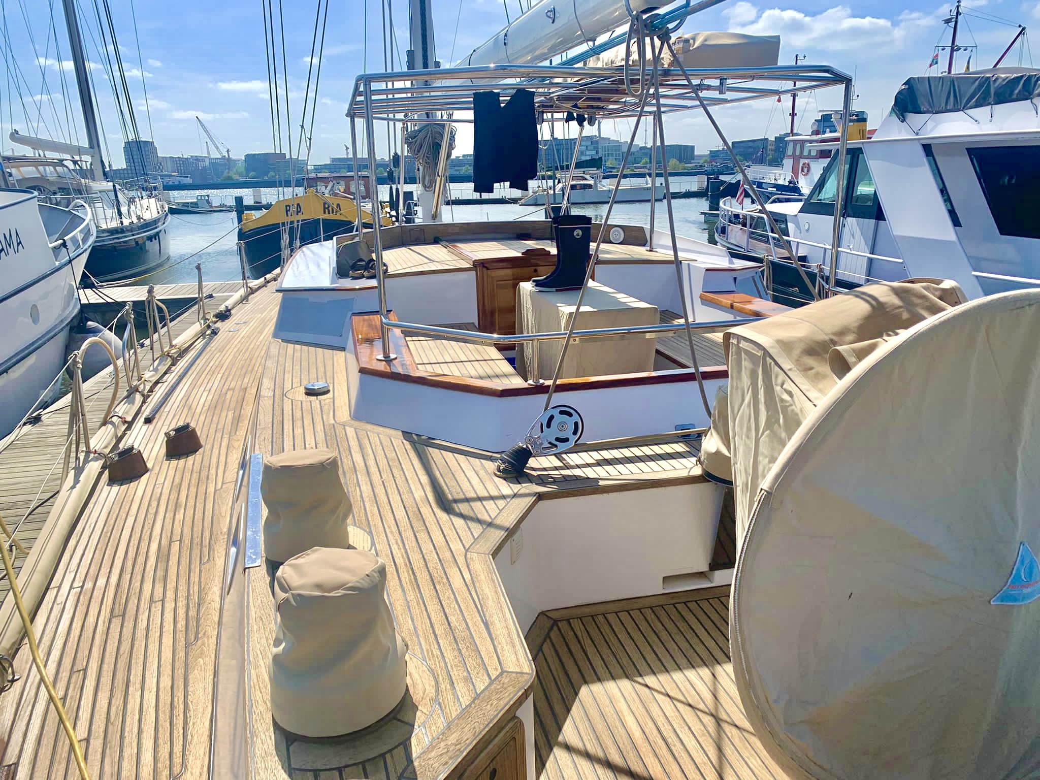 Lagoon Royal Classic 66
