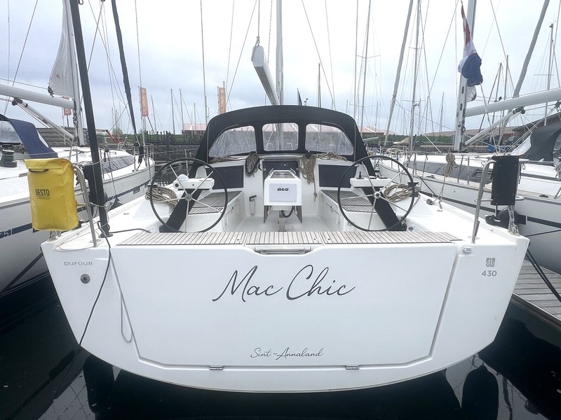 Dufour 430 GL