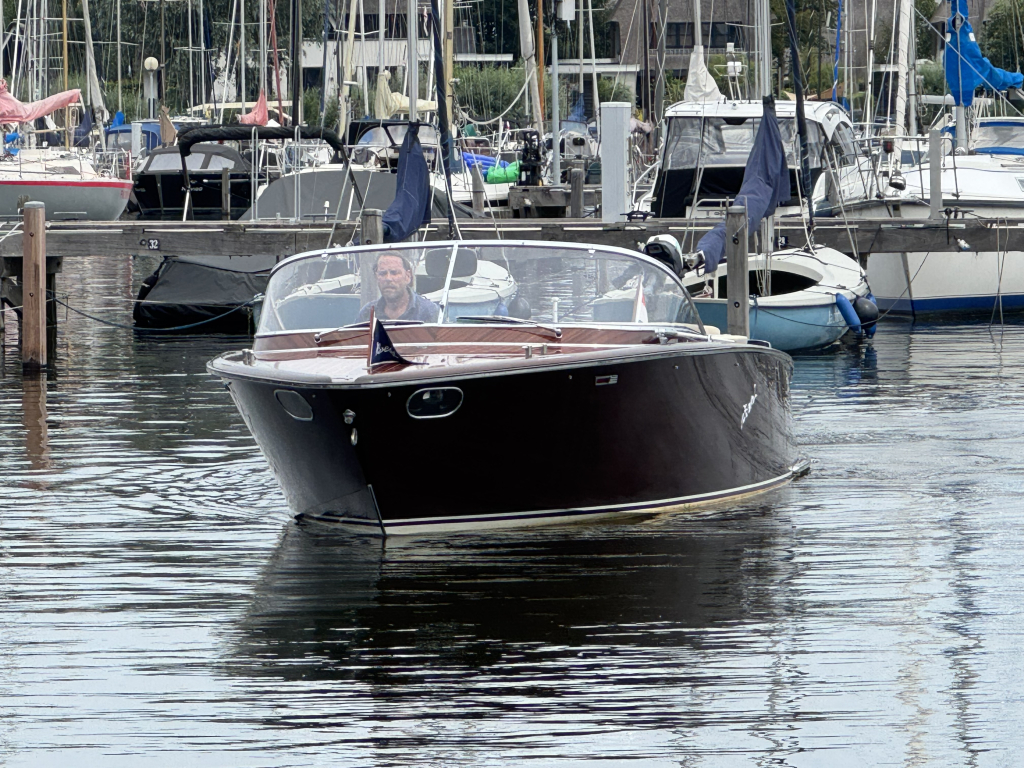 Boesch 750 Portofino De Luxe