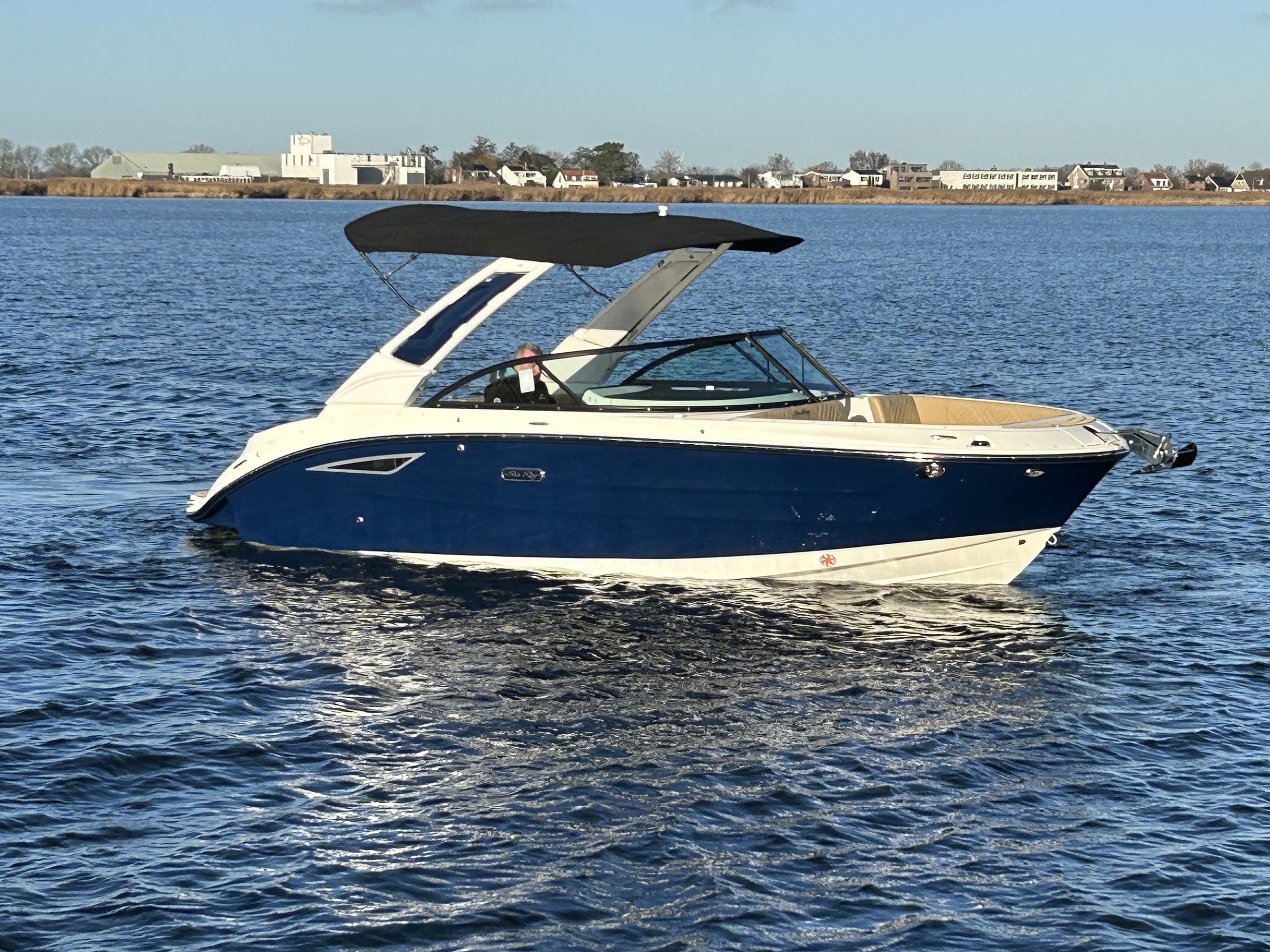 Sea Ray SDX 230 Surf