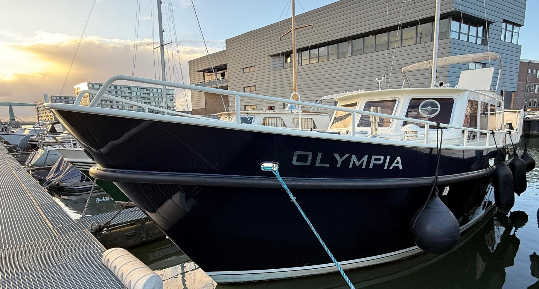 Monty Bank Monty Bank Kotter 41 AK Cabrio