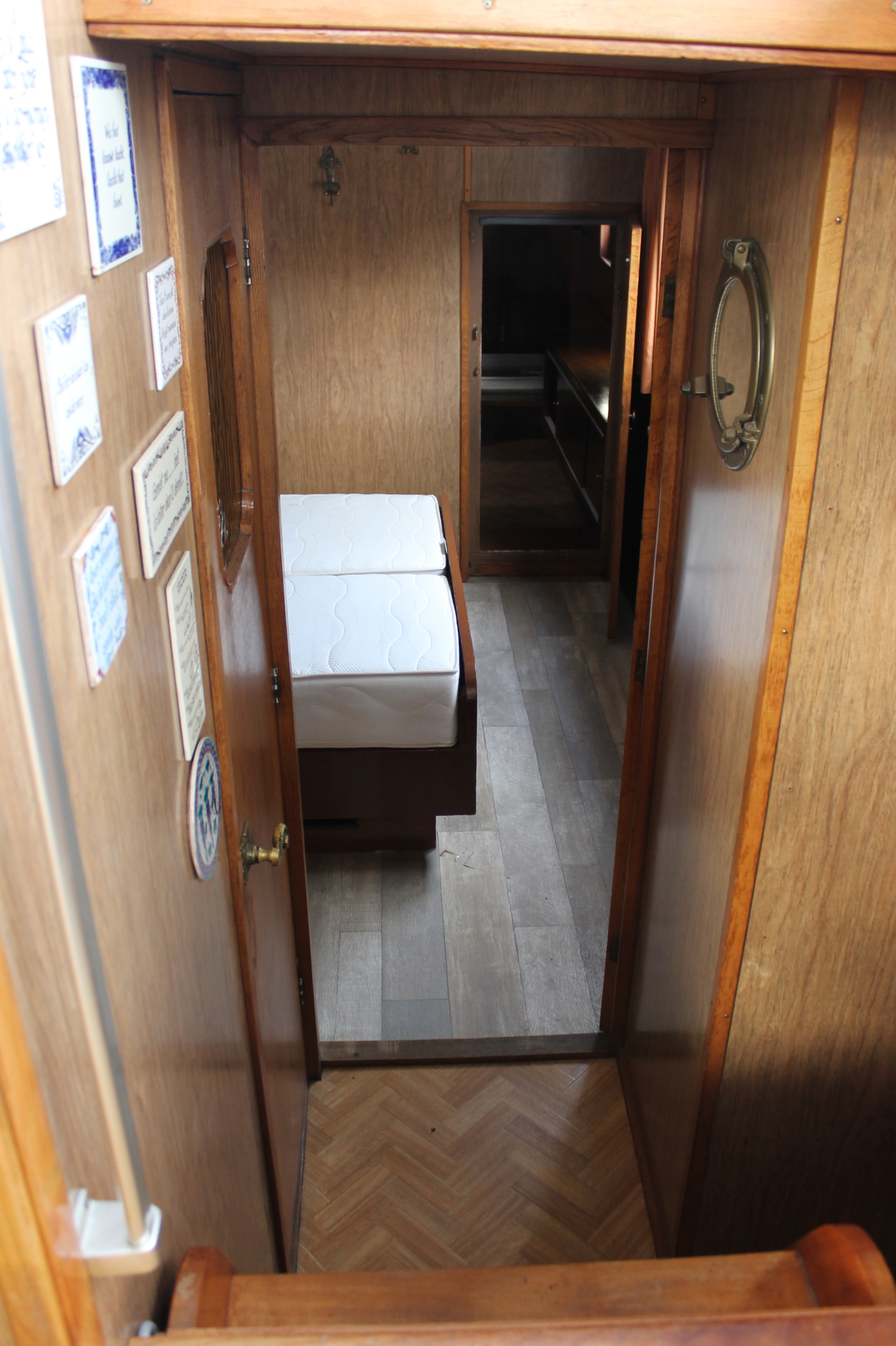 Tjalk Varend Woonschip 19.99