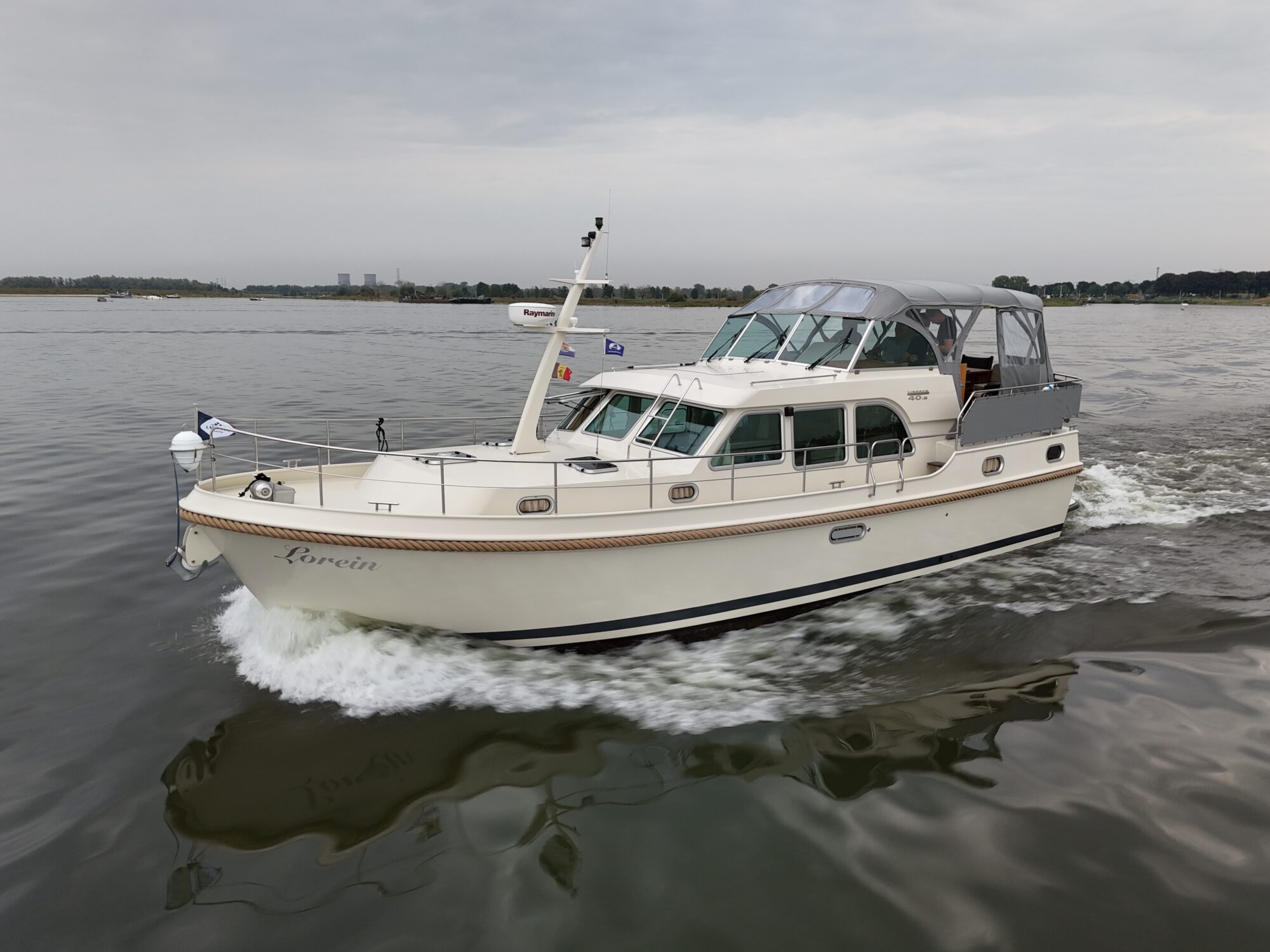 Linssen Grand Sturdy 40.9 AC