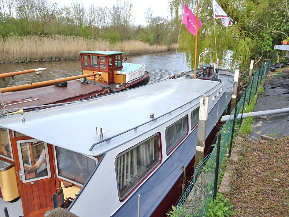 Motortjalk 21.40, met UBC