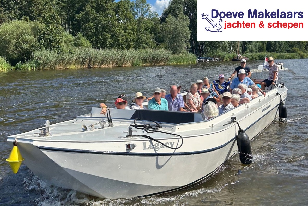 Open Rondvaartboot 35 gasten