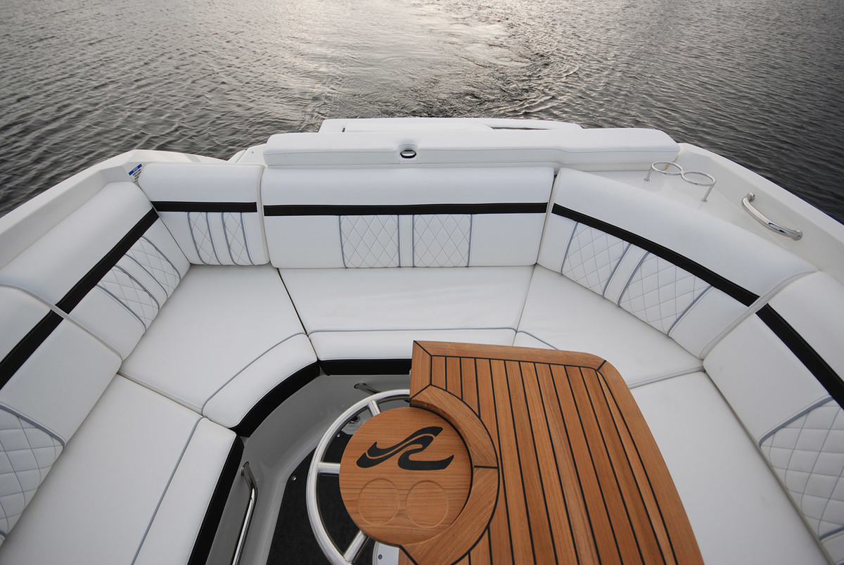 Sea Ray Sun Sport 250