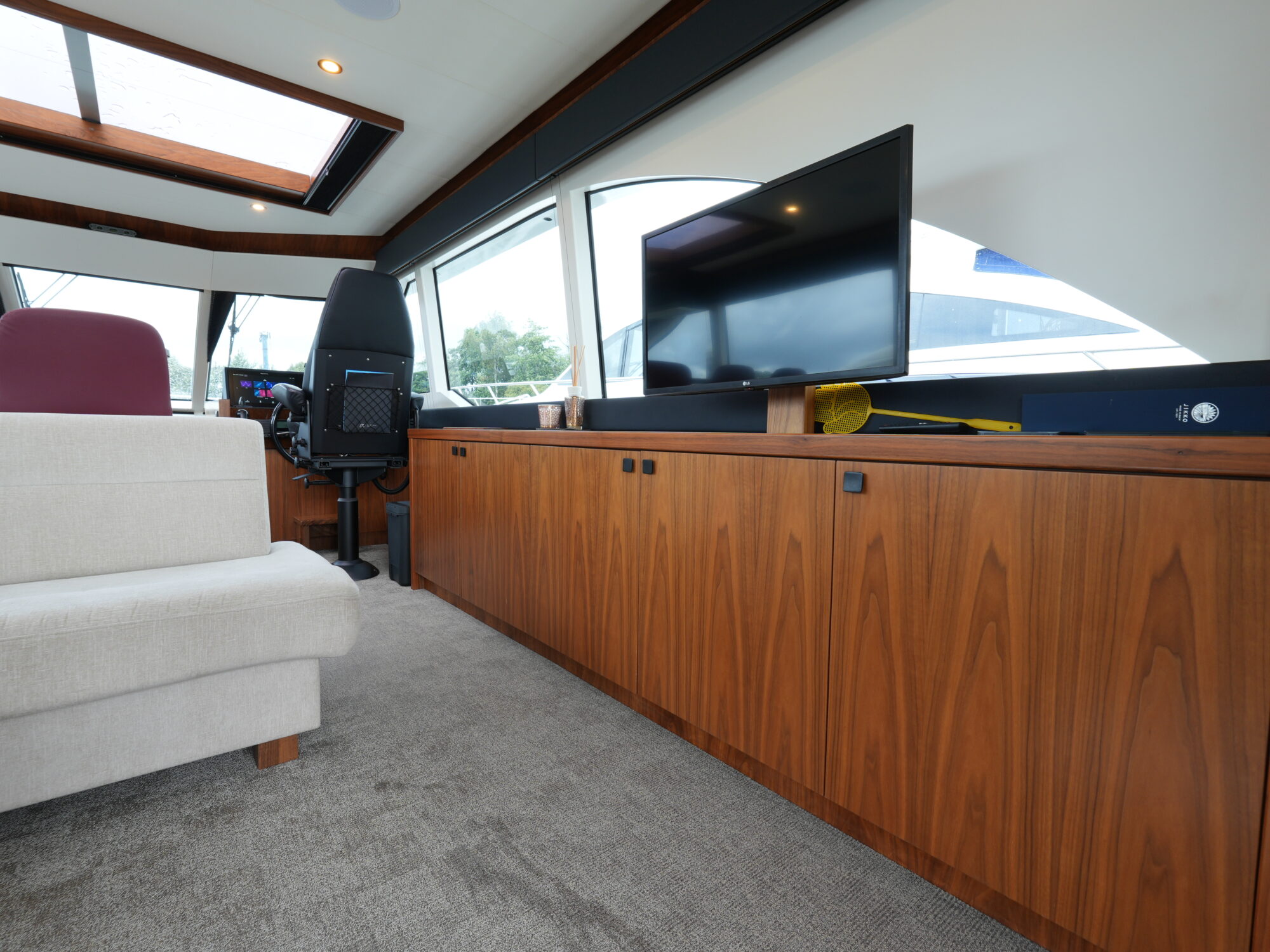 Van den Hoven Executive 15.00 MK II