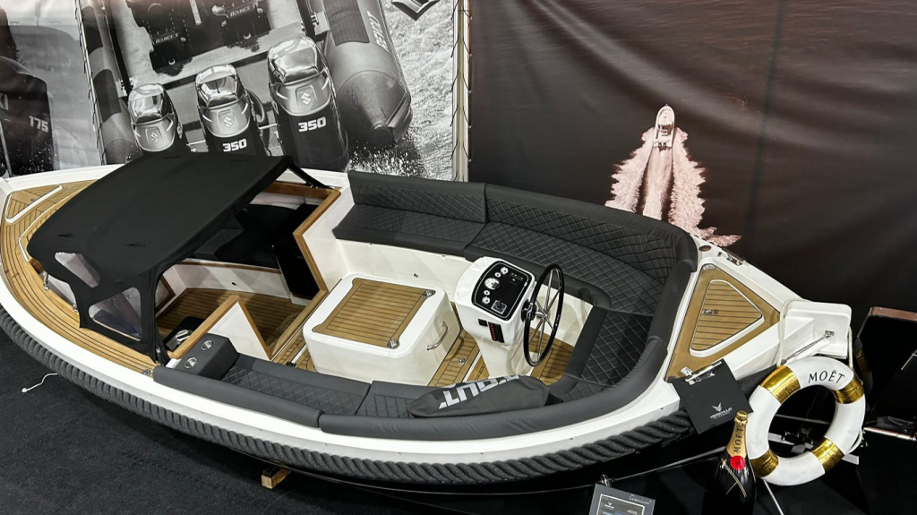 Stout 850 DE GROOTSTE SLOEPENSHOWROOM VAN NEDERLAND