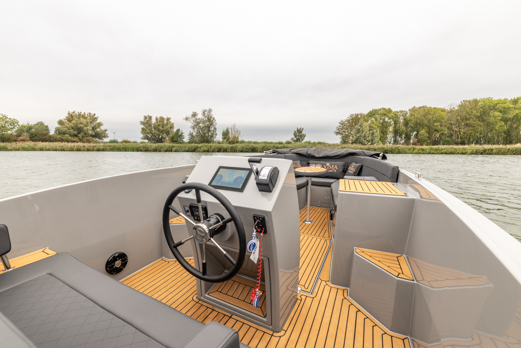 Maxima Boats 680 Sport Lounge met Honda 150 pk op voorraad!
